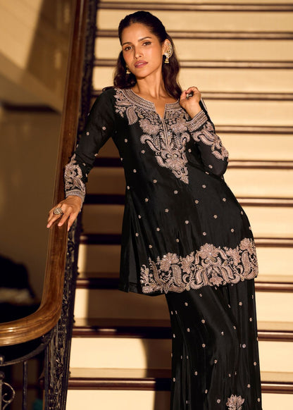 Midnight Elegance Chinon Set