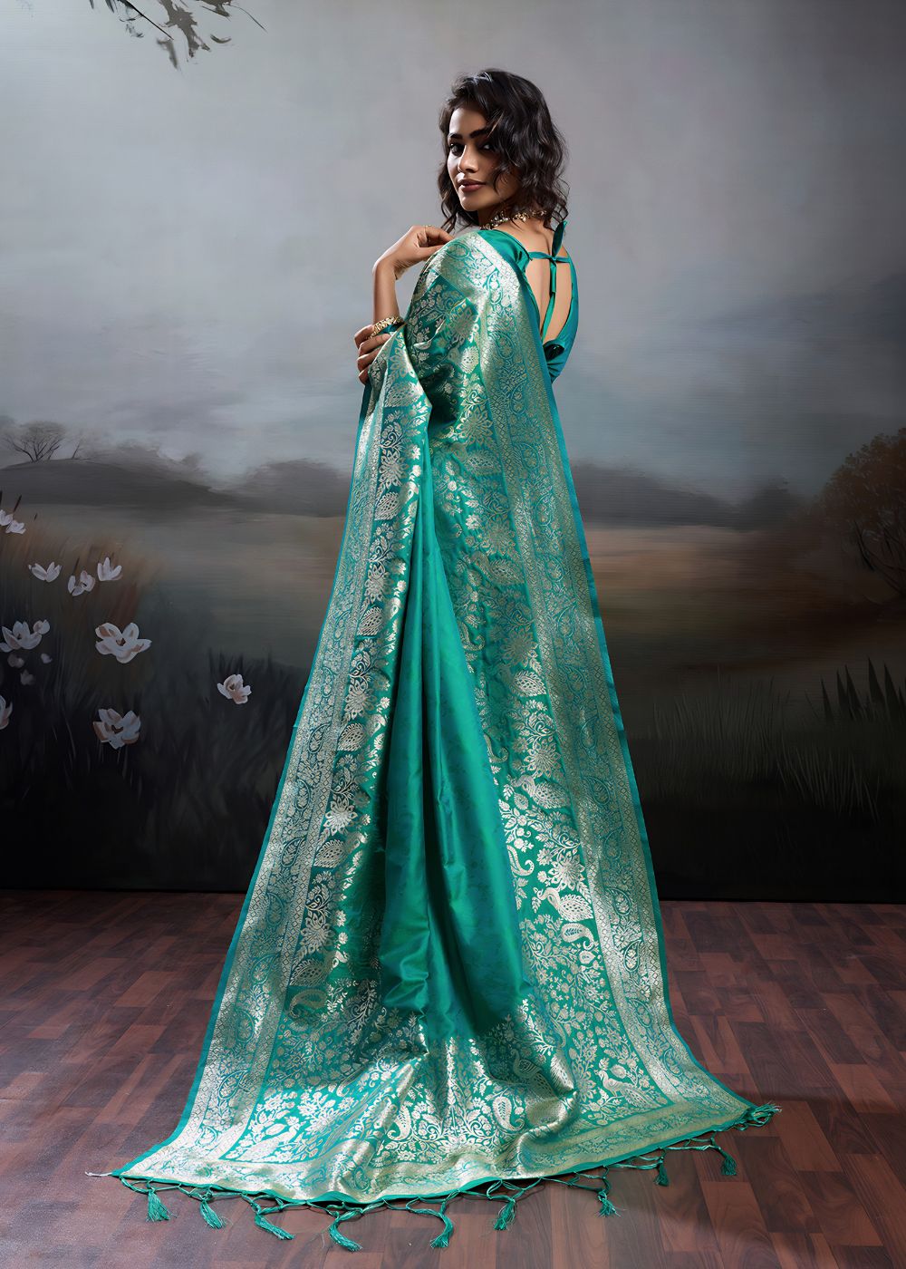 Turquoise Green Elegant Silk Saree